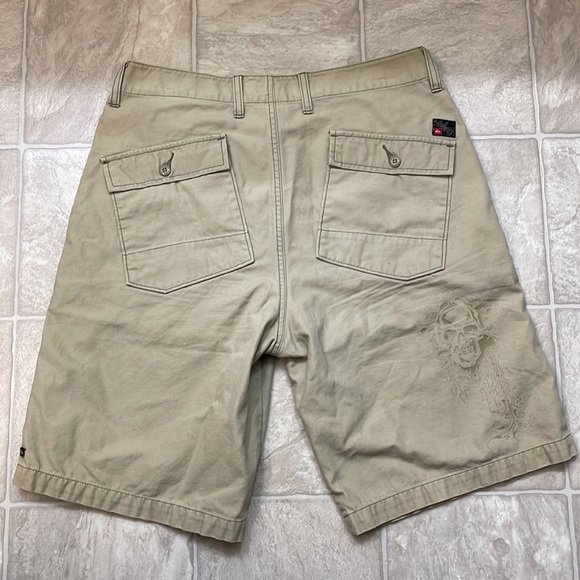 Quiksilver Dress Shorts Size 32 - Picture 2 of 3